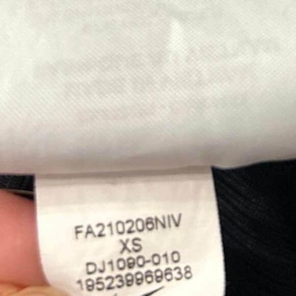 Nike Black Wide-Leg Pants - Picture 14 of 14